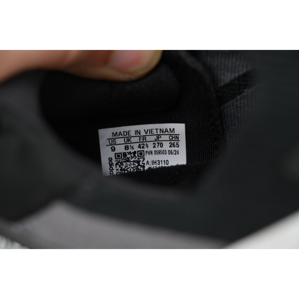 Adidas Ultraboost 5X 'Black White Carbon'