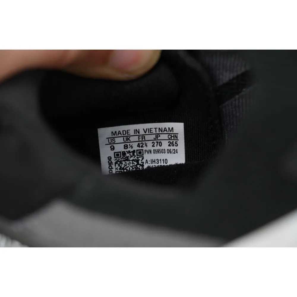 Adidas Ultraboost 5X 'Black White Carbon'