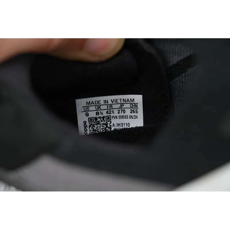 Adidas Ultraboost 5X 'Black White Carbon'