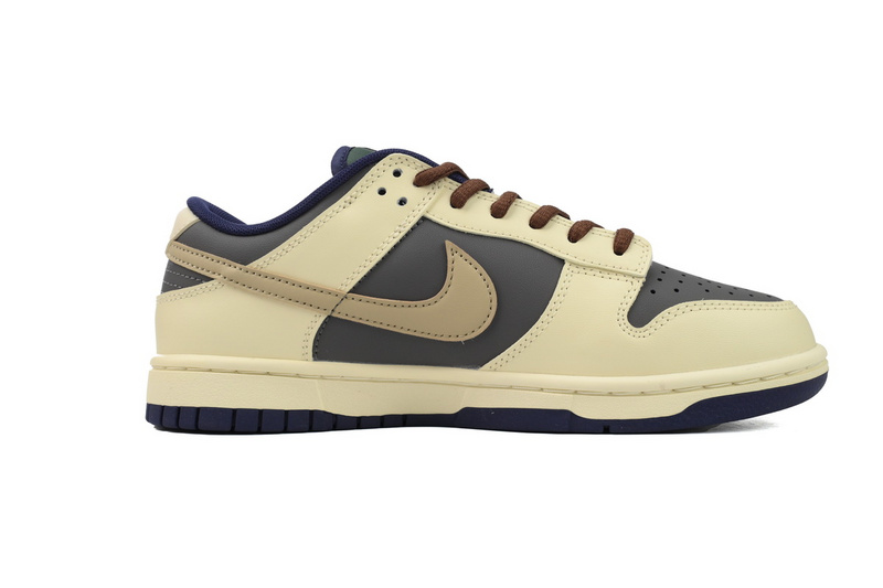 Nike Dunk Low 'Heart of Chestnuts