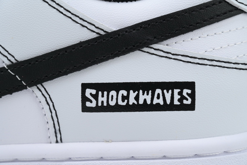 Nike Dunk Low "Line Panda"