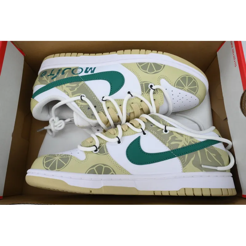 Nike Dunk Low DV0833-100
