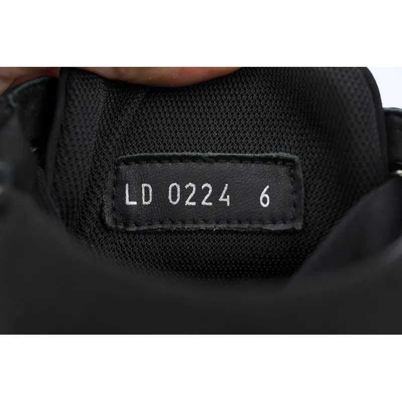LOUIS VUITTON Martin boots Black