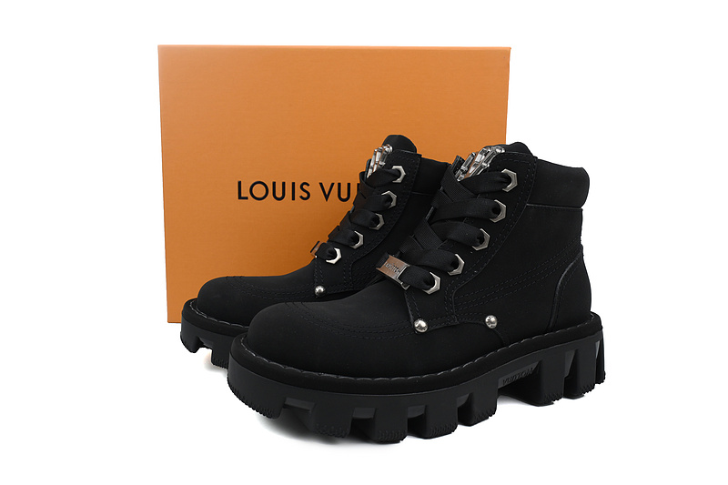 LOUIS VUITTON Martin boots Black
