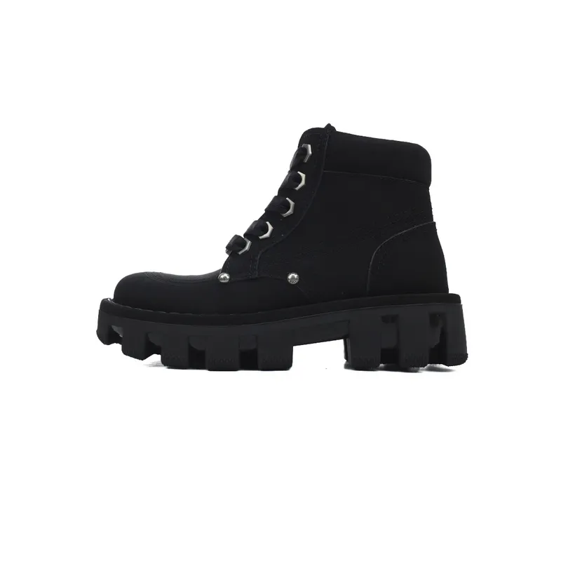 LOUIS VUITTON Martin boots Black