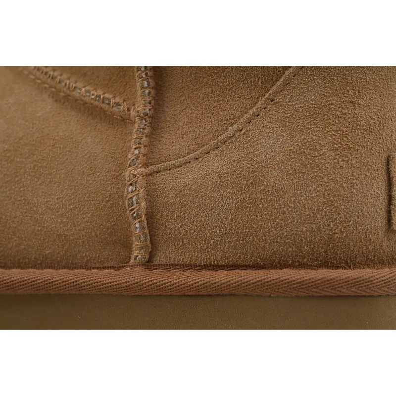 UGG Brown Mid 001