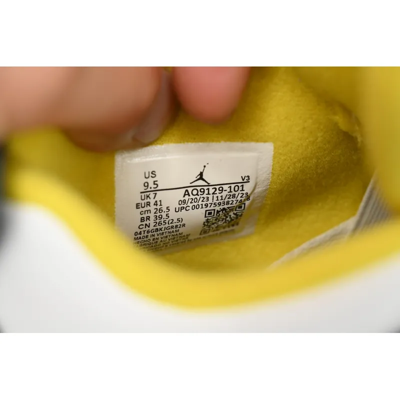 AIR JORDAN 4 VIVID SULFUR