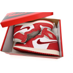 Q3 Air Jordan 1 High OG WMNS “Chenille”