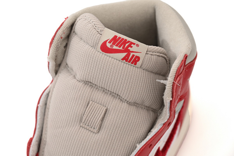 Q3 Air Jordan 1 High OG WMNS “Chenille”