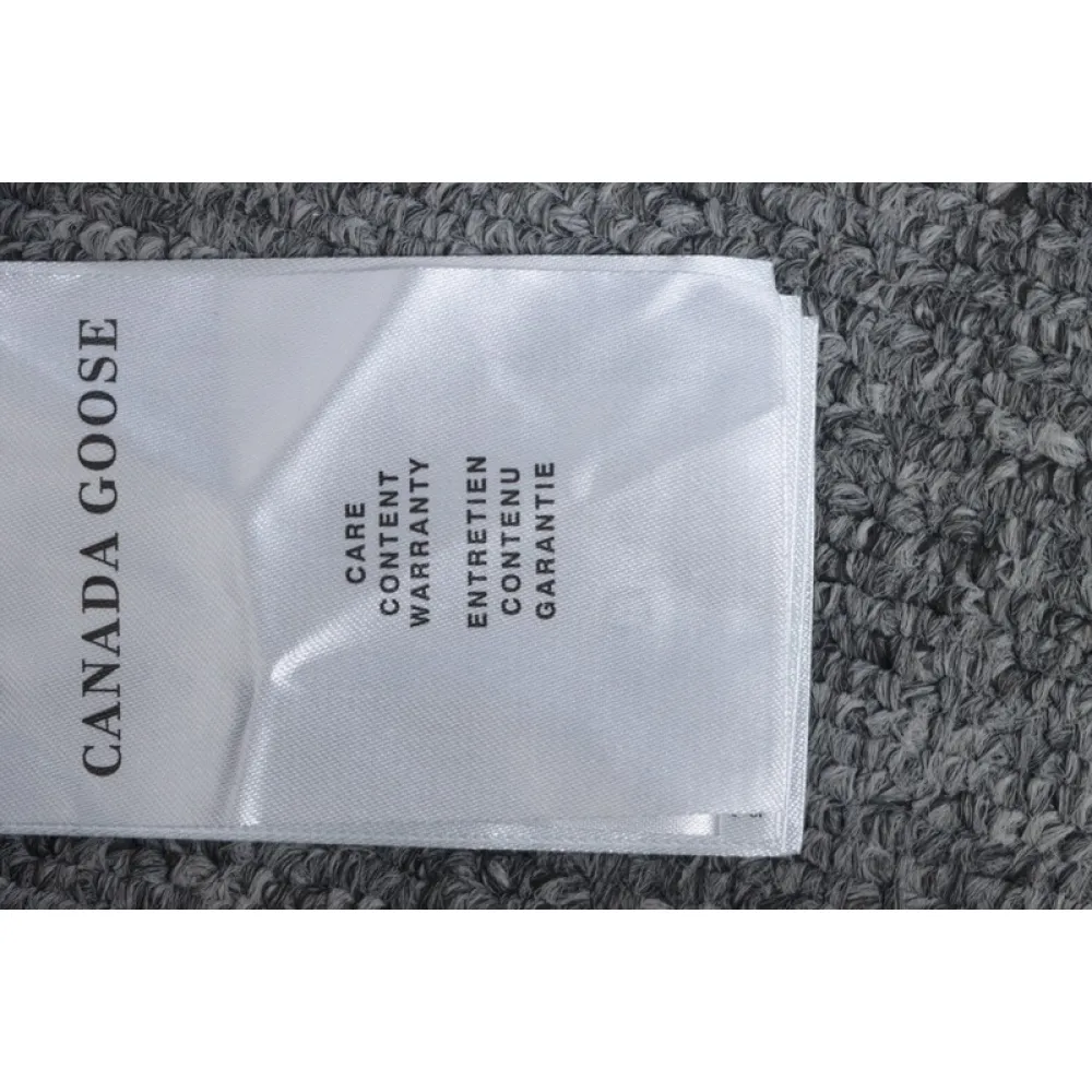  Canada Goose white