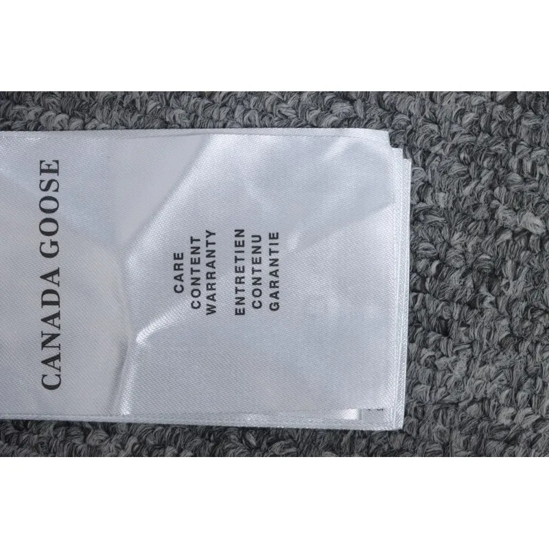  Canada Goose white
