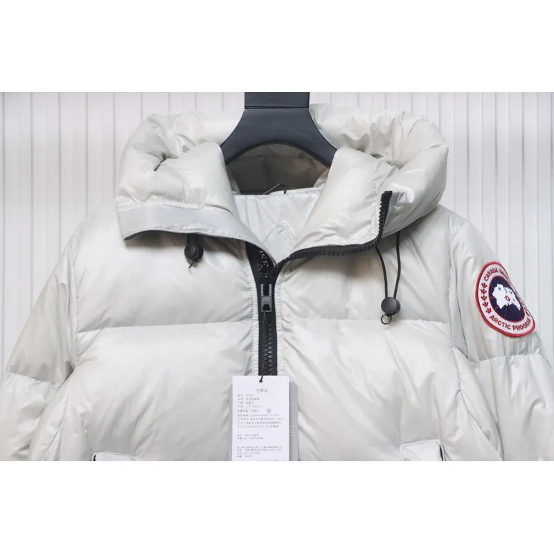  Canada Goose white