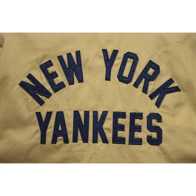 New Era x MLB SS23 New York Yankees Jacket Yellow