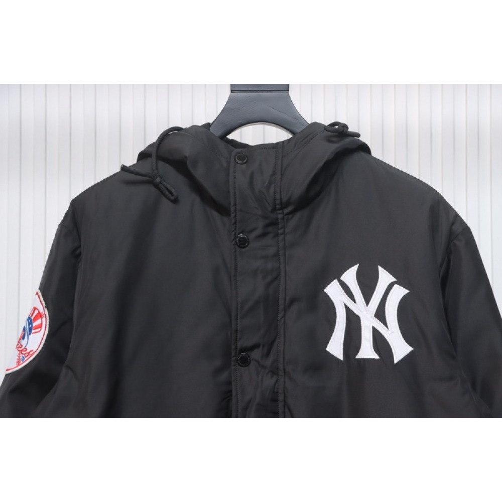 Supreme x MLB 24FW co-branded hooded zip-up jacket Black