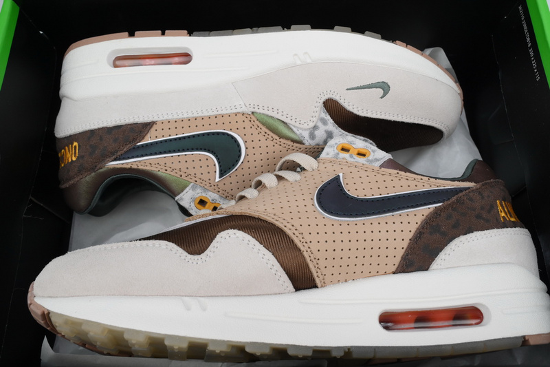 Division St.x Nike Air Max 1“University of Oregon”