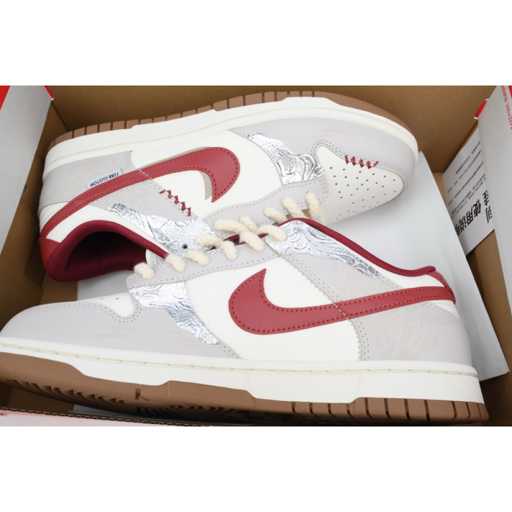 Nike Dunk Low Red