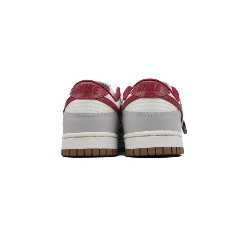 Nike Dunk Low Red