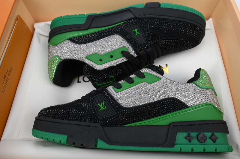 Louis Vuitton Trainer green black diamond
