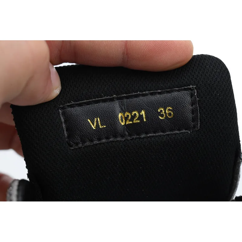 Louis Vuitton Trainer green black diamond
