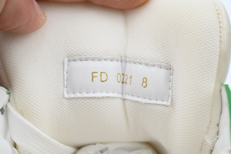 Louis Vuitton Trainer white green diamond