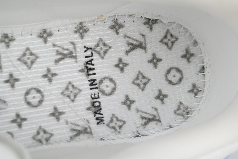 Louis Vuitton Trainer Deep Blue Diamond