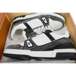 Louis Vuitton Trainer white black diamond