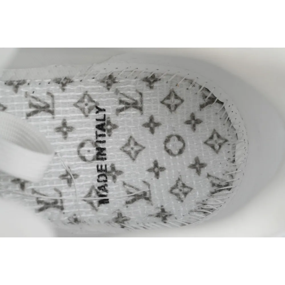 Louis Vuitton Trainer white black diamond