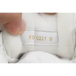 Louis Vuitton Trainer white black diamond