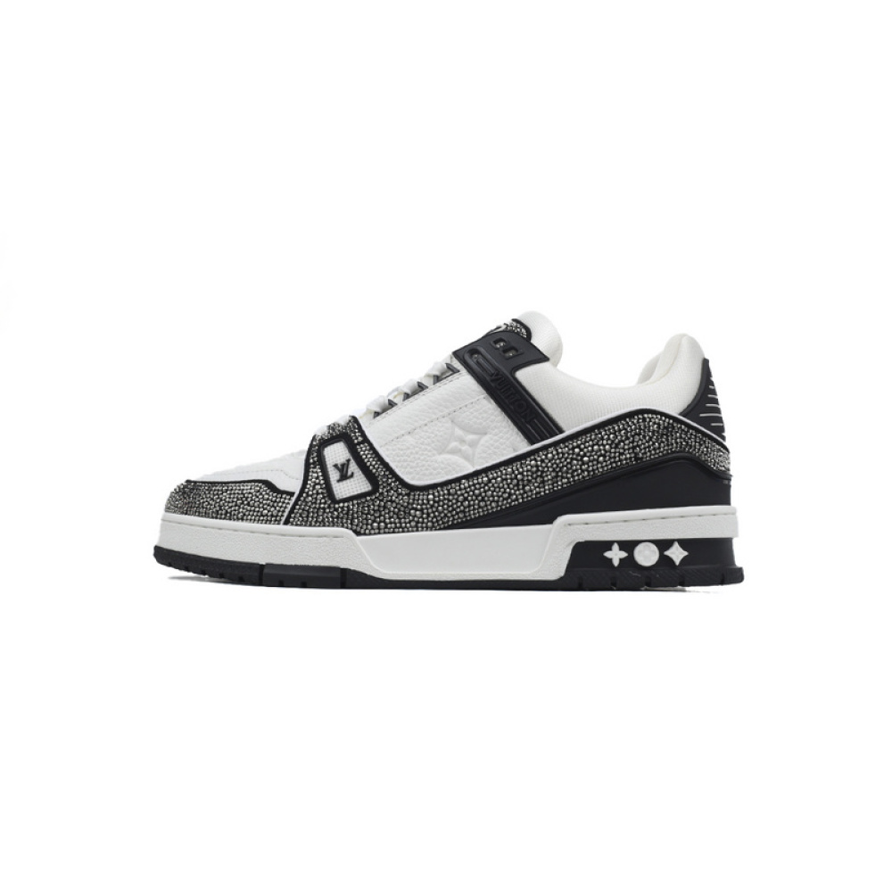 Louis Vuitton Trainer white black diamond
