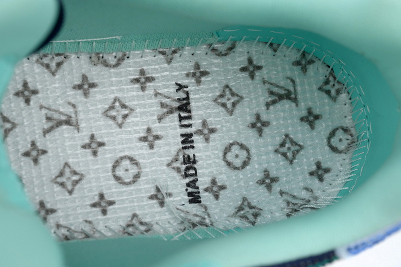 Louis Vuitton Trainer Blue camouflage diamond