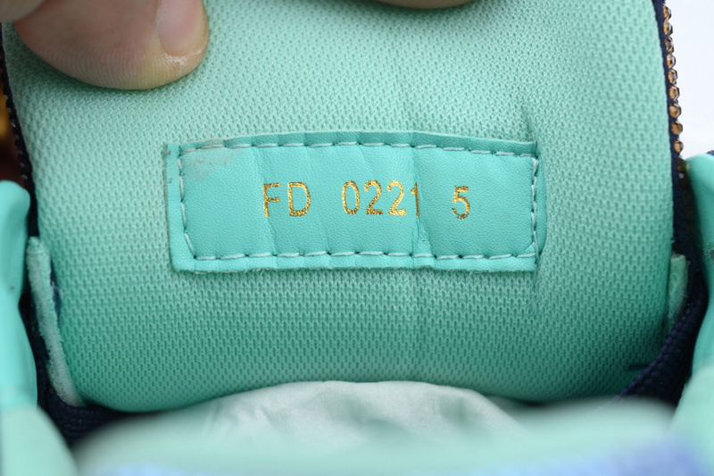 Louis Vuitton Trainer Blue camouflage diamond