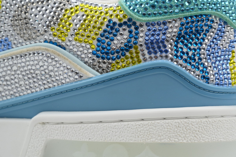 Louis Vuitton Trainer White blue camouflage diamond