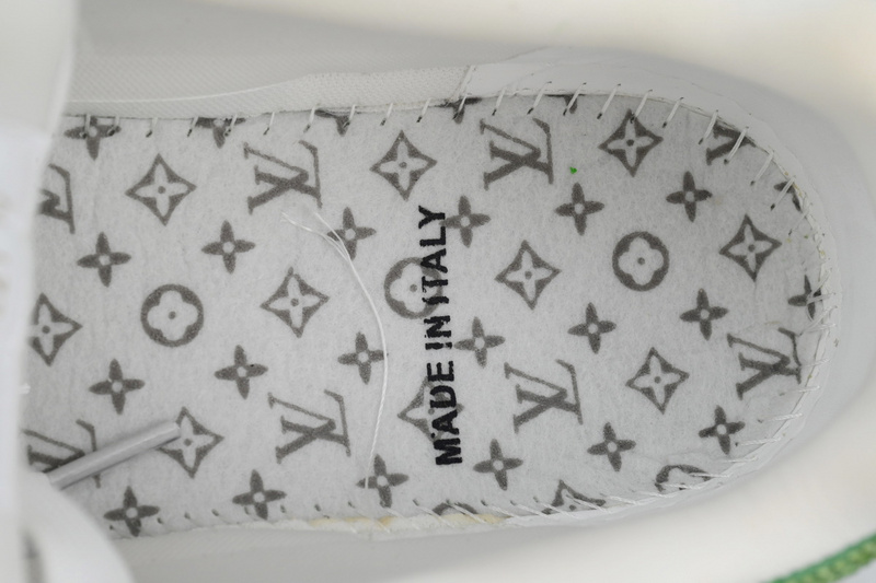 Louis Vuitton Trainer White Green Tail diamond