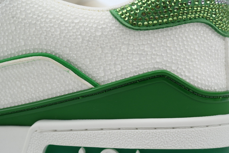 Louis Vuitton Trainer White Green Tail diamond