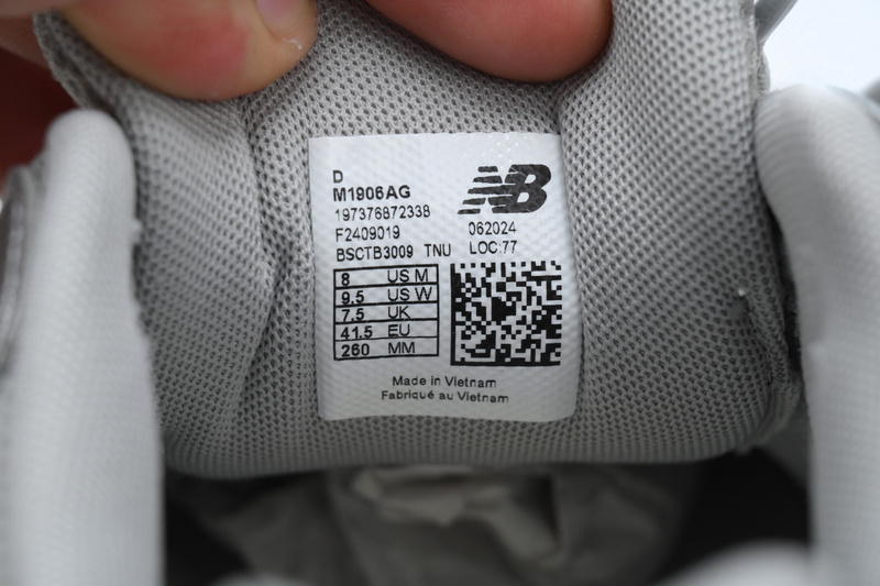 New Balance 1906A 'Concrete Silver Metallic'