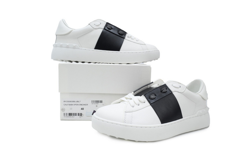 Valentino Rockstud White Black