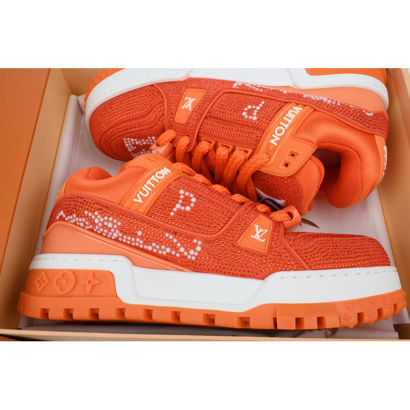 LOUIS VUITTON Trainer White orange diamond face