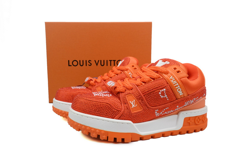 LOUIS VUITTON Trainer White orange diamond face