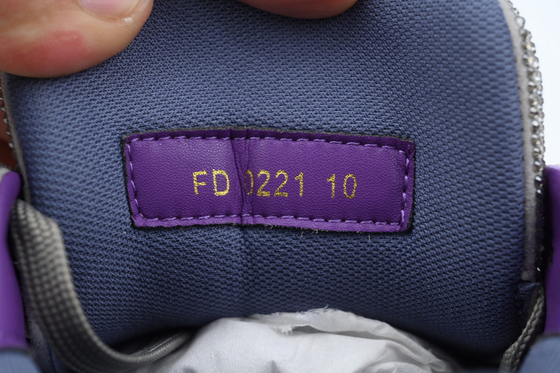 Louis Vuitton Trainer Gray Purple Diamond