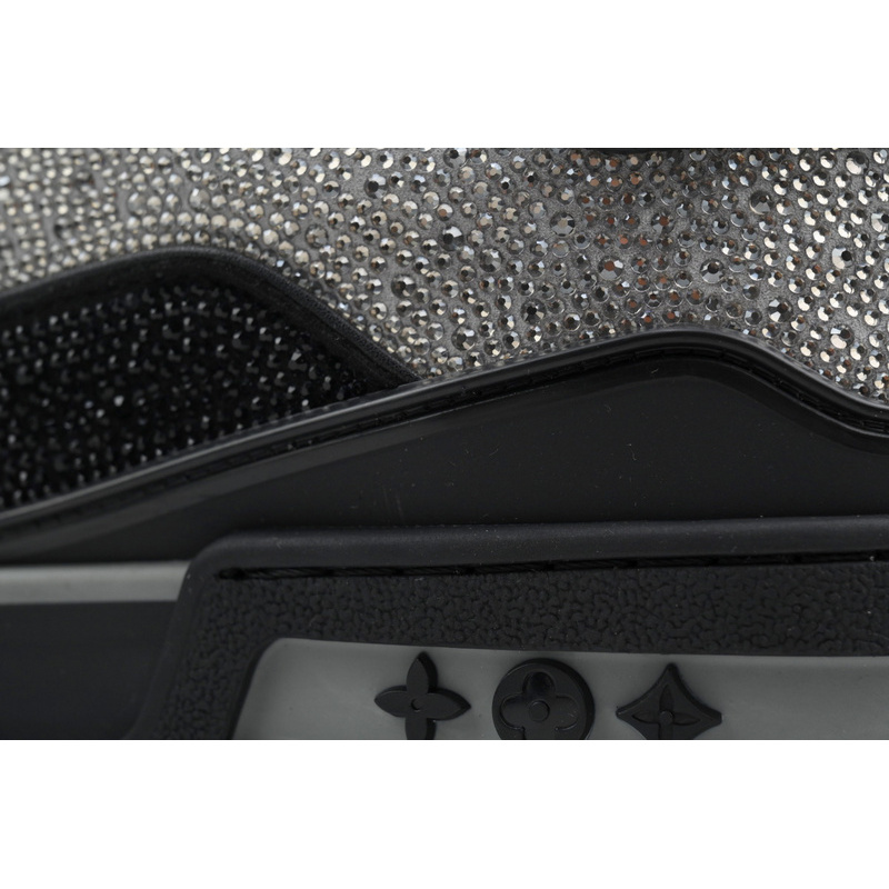Louis Vuitton Trainer Black Silver Diamond