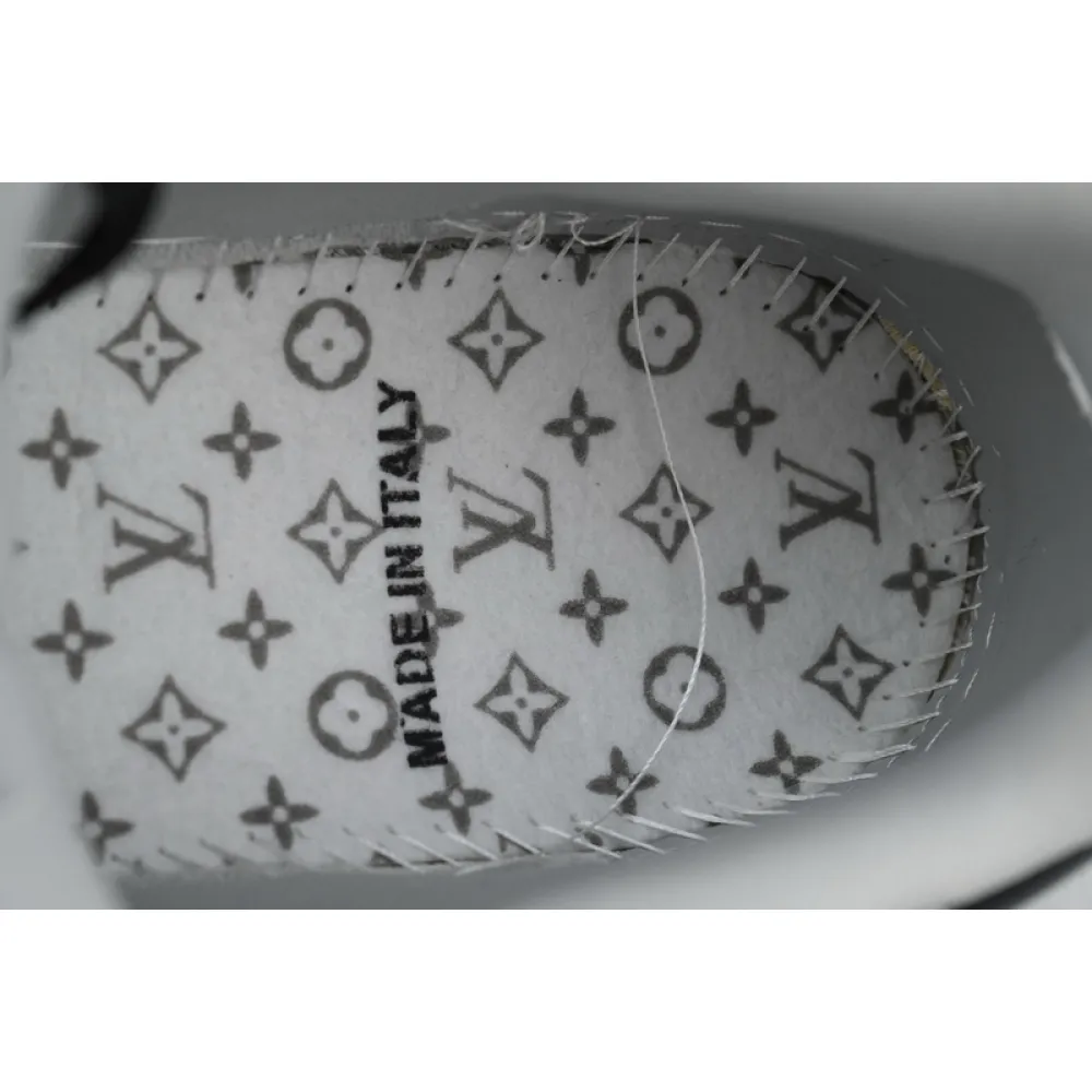 Louis Vuitton Trainer Gray Black Diamond