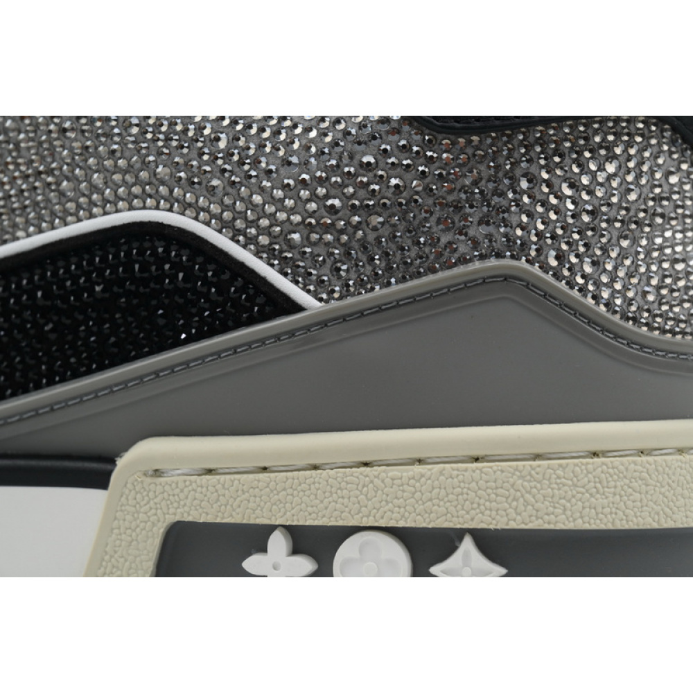 Louis Vuitton Trainer Gray Black Diamond