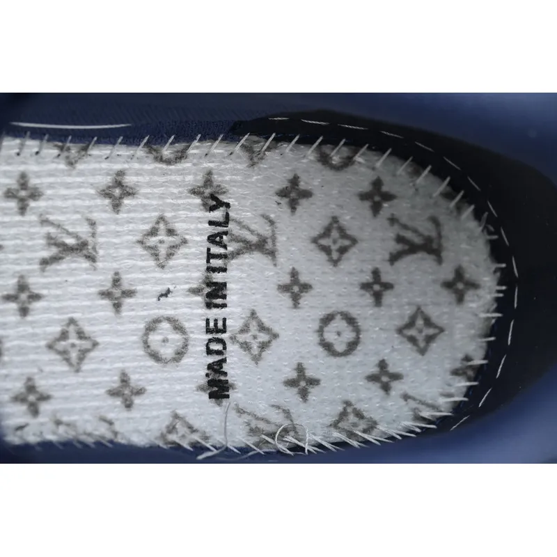 Louis Vuitton Trainer White Blue Diamond