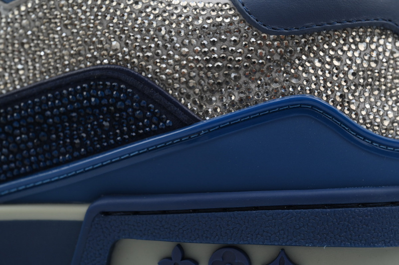 Louis Vuitton Trainer White Blue Diamond