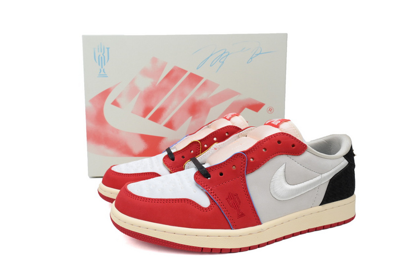PRO Trophy Room x Air Jordan 1 Retro Low OG SP 'Rookie Card - Home'