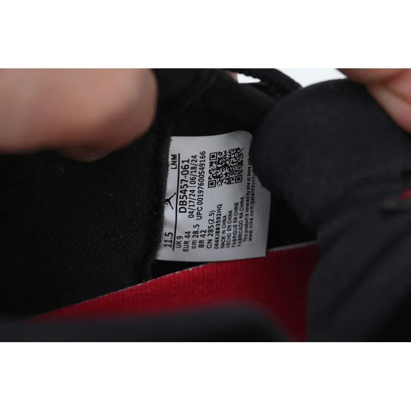XH Air Jordan 11 Retro 'Bred Velvet'