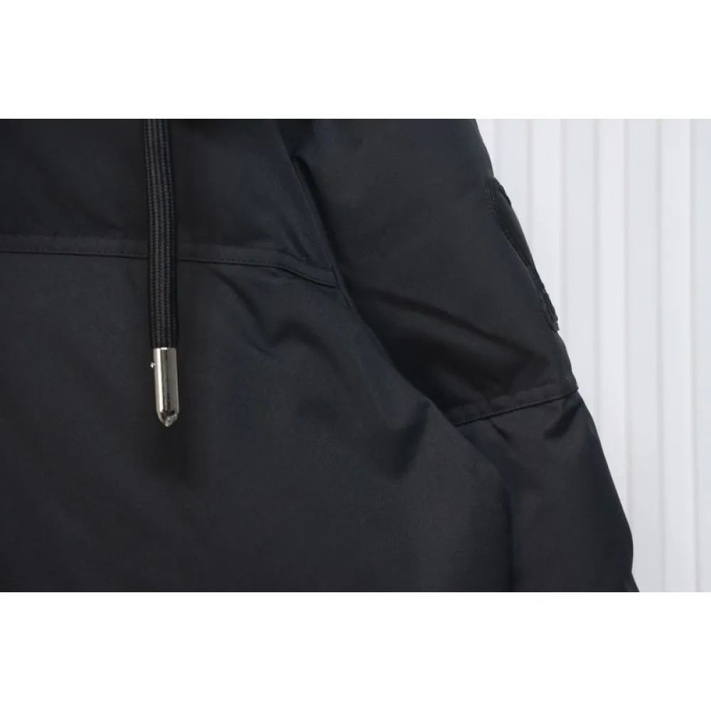 AMI Heart Shape Short Down Jacket Black