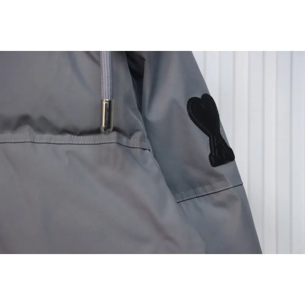 AMI Heart Shape Short Down Jacket Gray