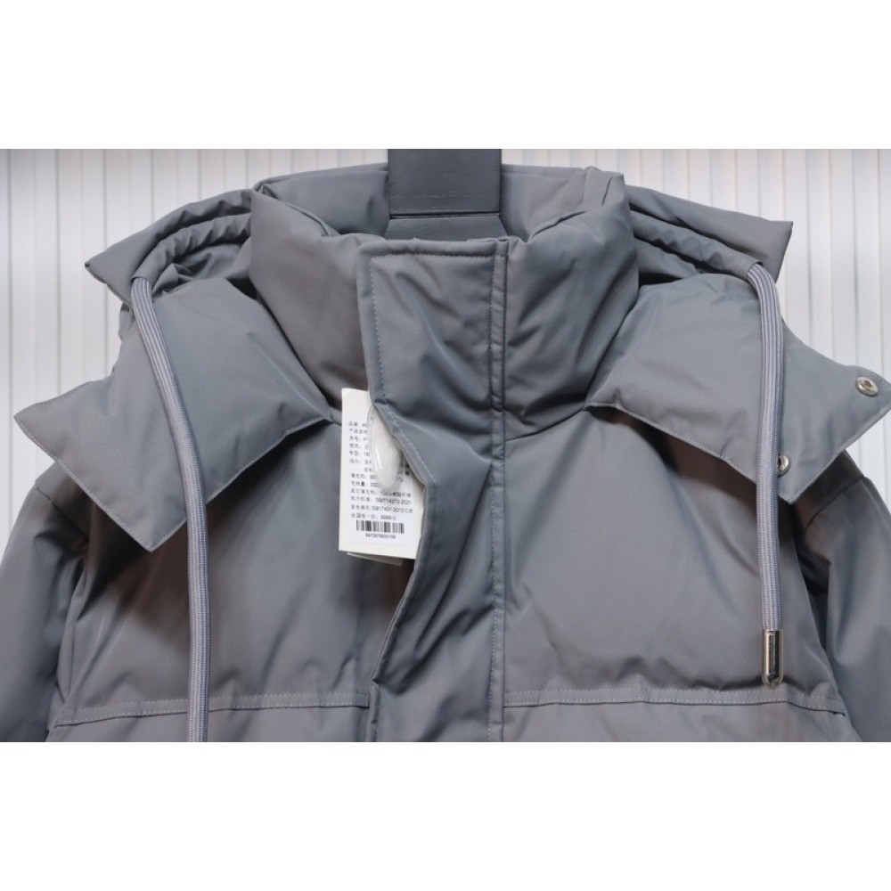 AMI Heart Shape Short Down Jacket Gray