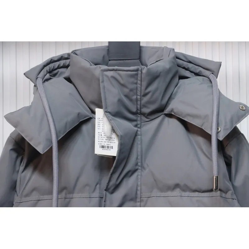 AMI Heart Shape Short Down Jacket Gray